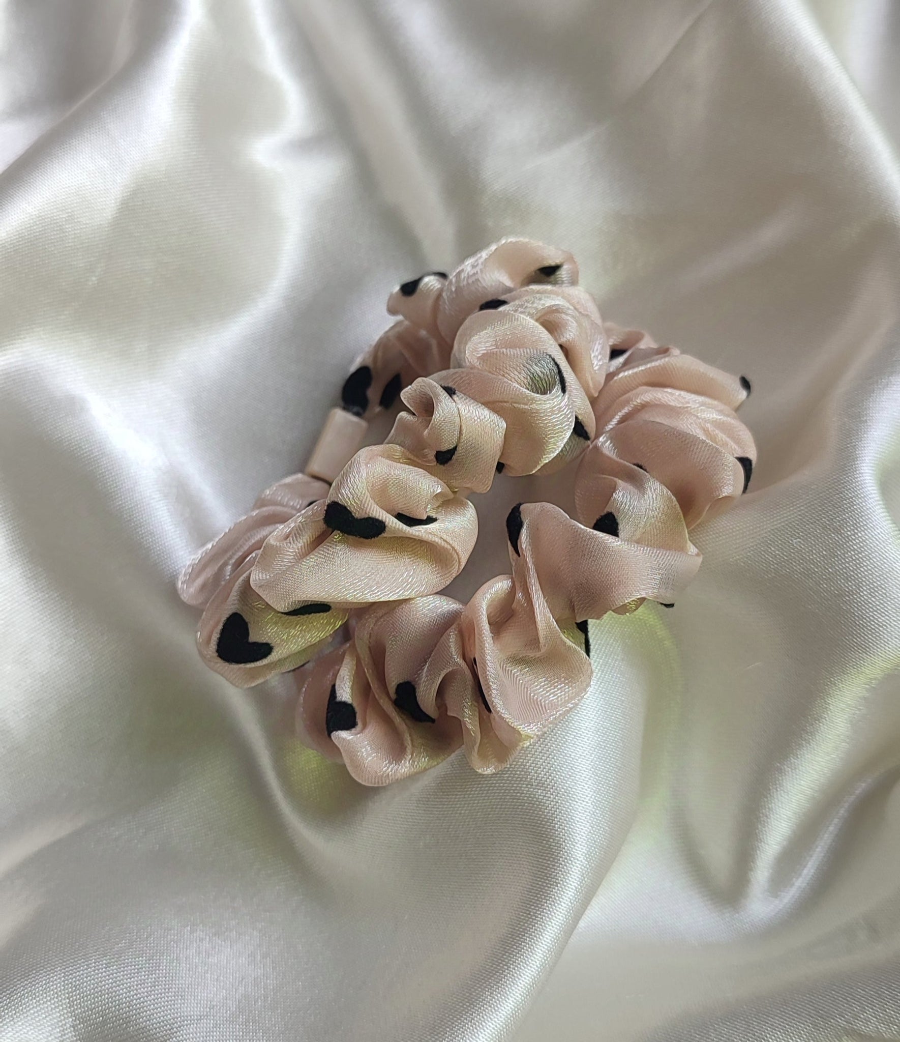 Heart Pattern Scrunchie